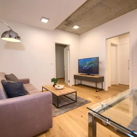 Soukenicka Apartment *